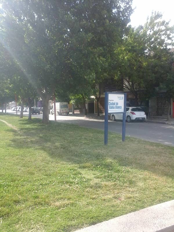 Plazoleta Ciudad de Bahía Blanca - Image 1