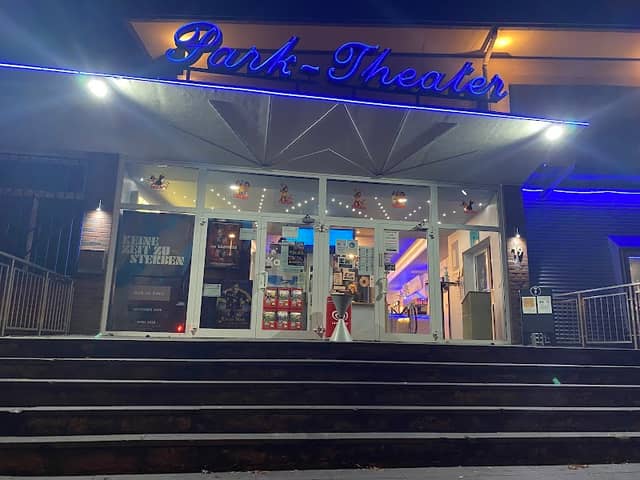 Park-Theater - Image 3
