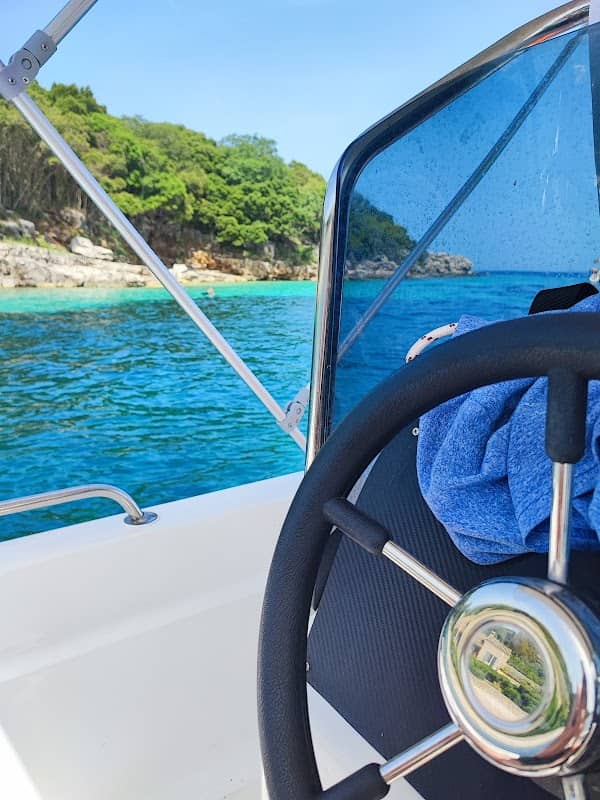 NINOS BOAT RENTALS - Image 1