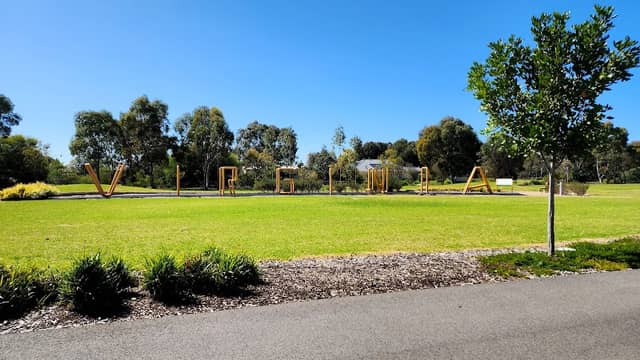 Virginia Grove Green - Image 1