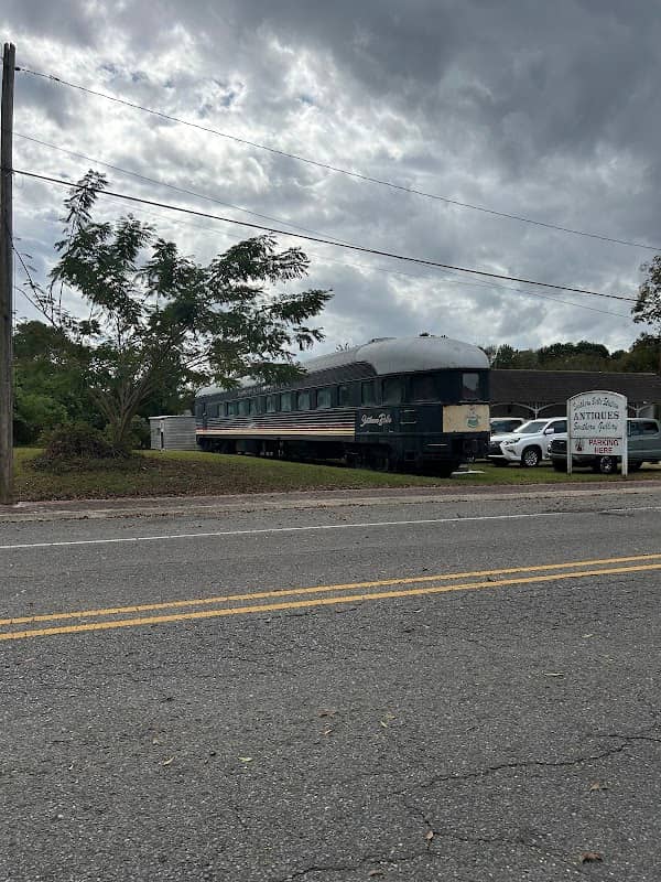 Southern Belle Railroad Car - Image 1