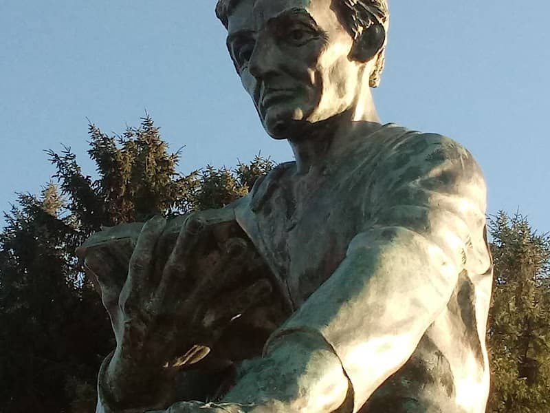 Abraham Lincoln Memorial Statue - Image 2