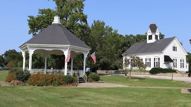 Cahoon Memorial Park West - Image 1