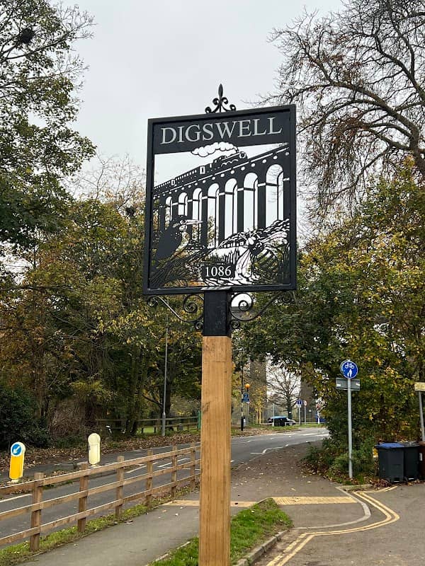 Digswell Village Sign - Image 1