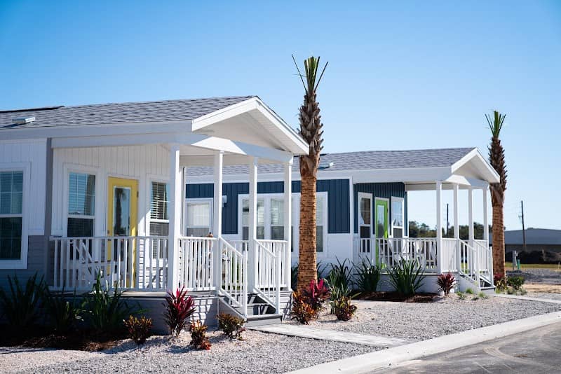 Camp Margaritaville Auburndale - Image 2