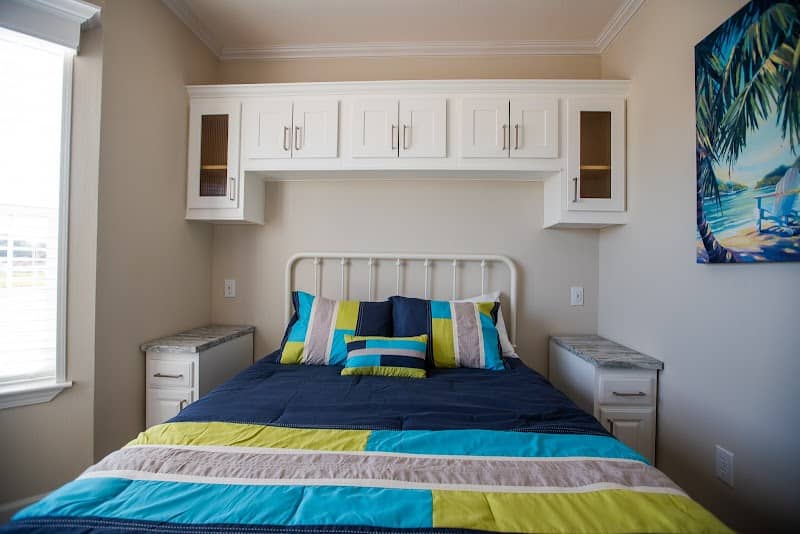 Camp Margaritaville Auburndale - Image 1