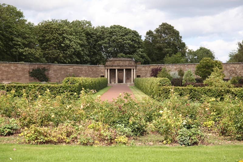 Amisfield Walled Garden - Image 1