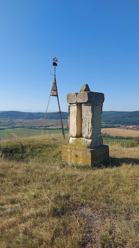 Monument Funerar Baron - Image 1