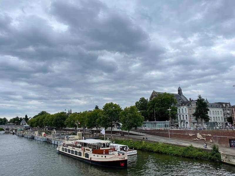Boat trip canal Cruise The meuse river - Image 1