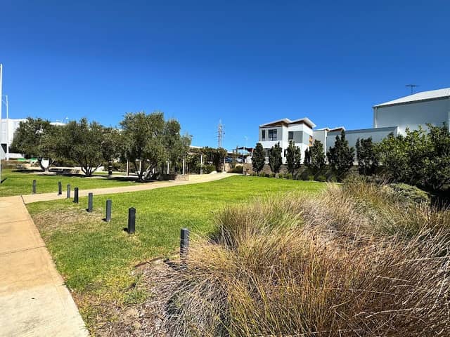 Watsonia Park - Image 1