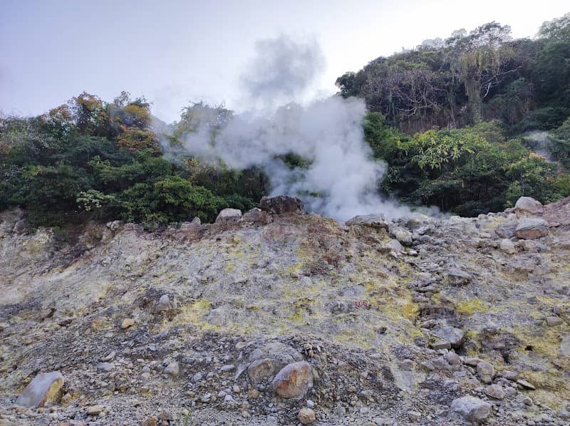 Parque Fumarolas del Volcán Chinchontepeque, San Vicente - Image 1
