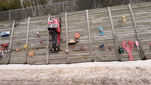 Million Dollar Birdhouse Wall - Image 1