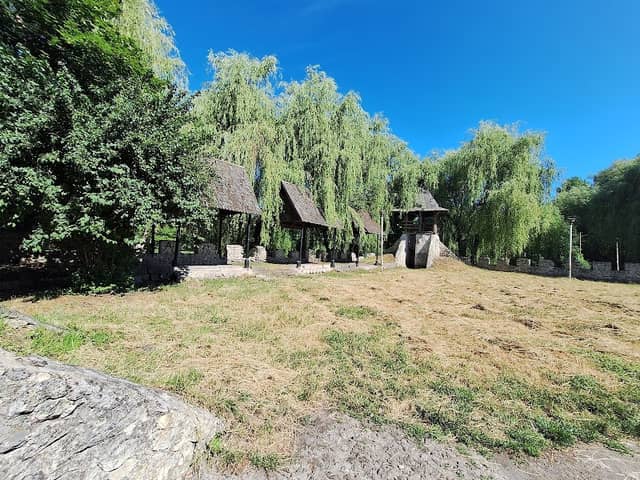 Kozatsʹkyy Ostriv Козацький острів - Image 1