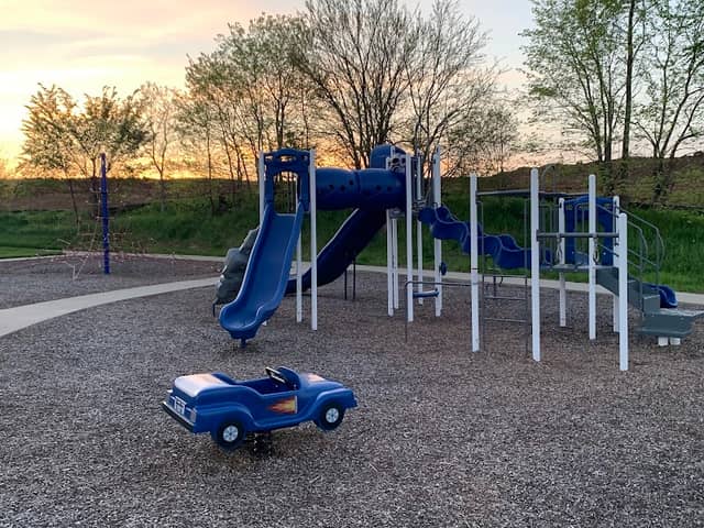 Woodfield Park - Image 2