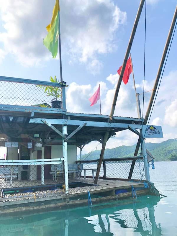 Guisian Floating Cottage - Image 1