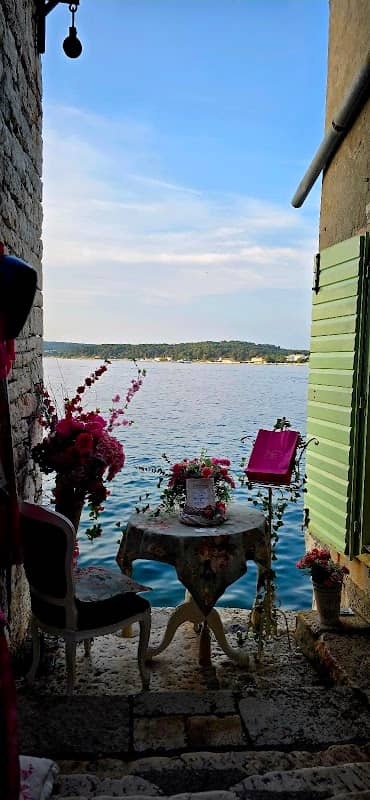 Sea viewpoint - Image 2