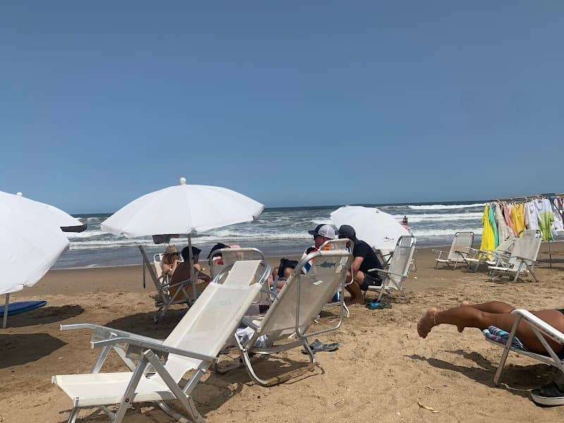 Parada 6 Playa Brava - Image 1
