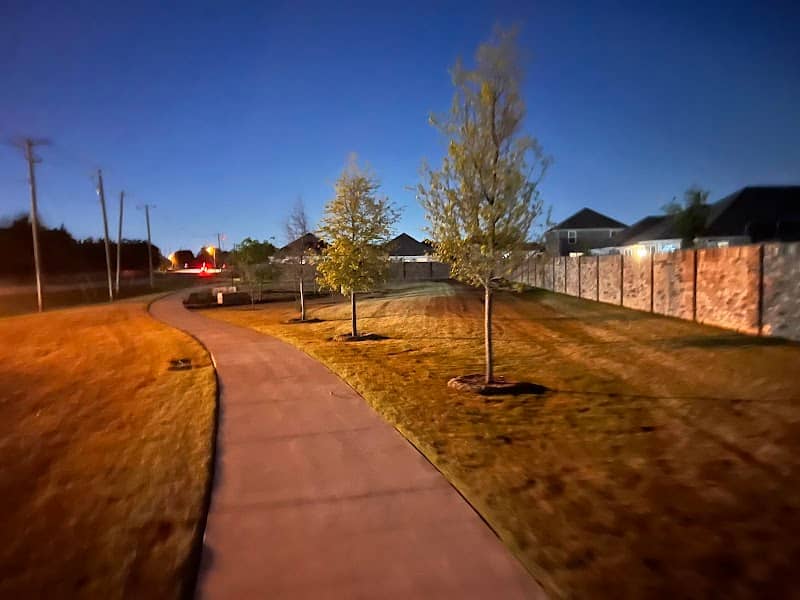 Quartz Park Benches - Image 1