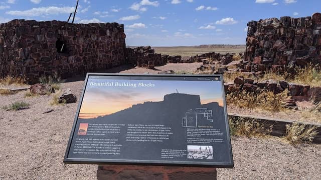 Agate House - Image 2
