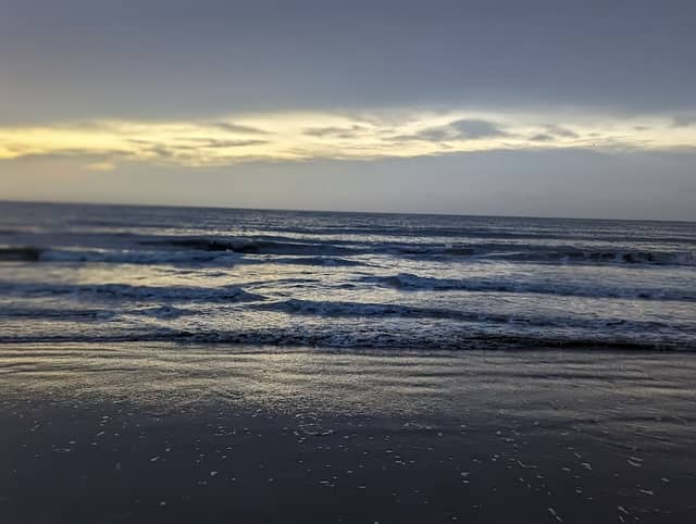sunny sands - Image 2