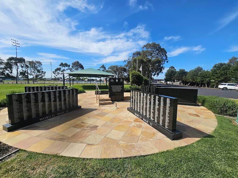 Horsham War Memorial - Image 1