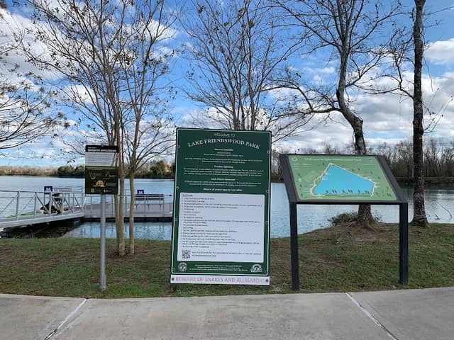 Lake Friendswood Park - Image 2