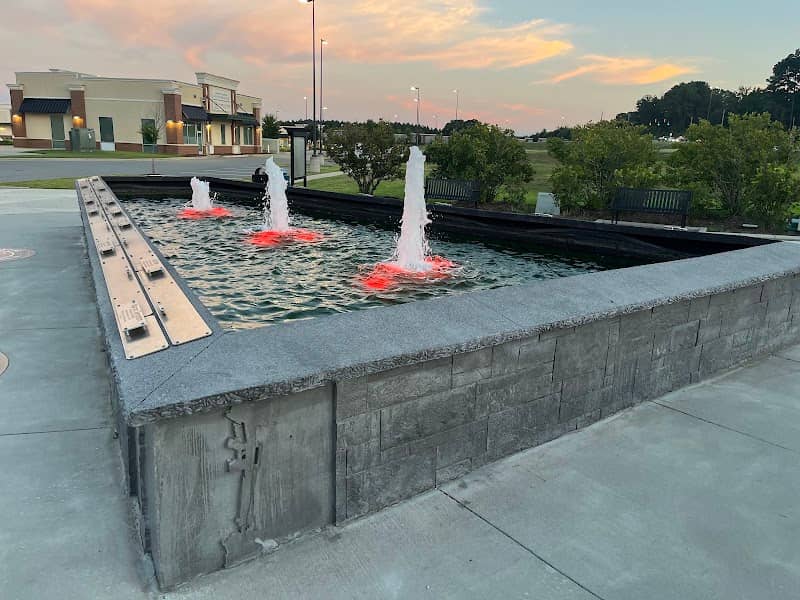 Veterans Park - Image 1