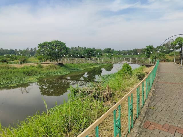 Bridge View Point - Image 1