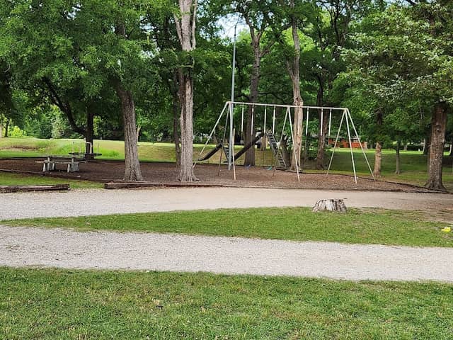 William Ray Memorial Park - Image 1