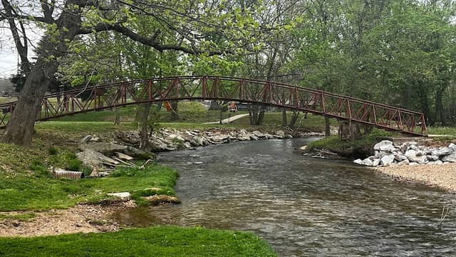 Crane Park - Image 1