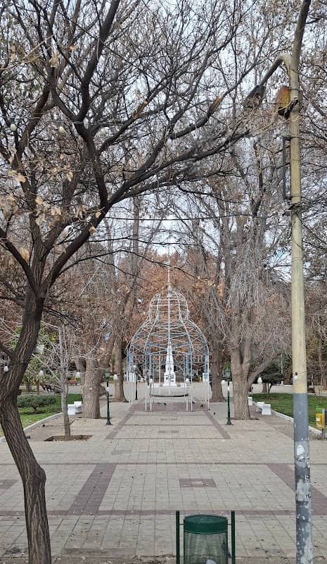 Plaza de los caudillos - Image 1