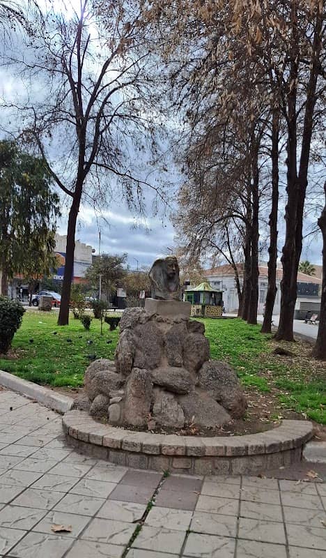 Plaza de los caudillos - Image 2