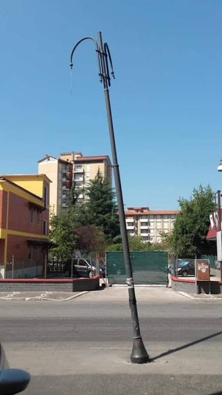 Il lampione pendente di Frosinone - Image 1