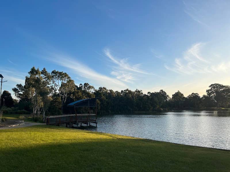 Banjo Paterson Lake - Image 1