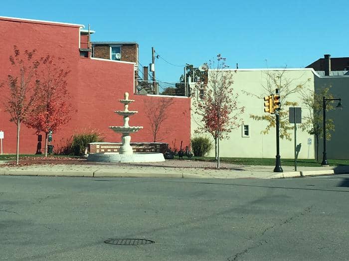 Fountain Square - Image 2