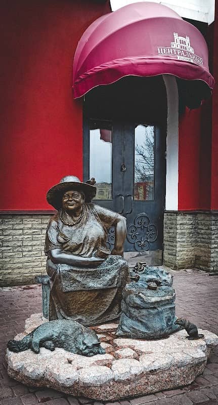 Monument to the Seed Trader - Image 1