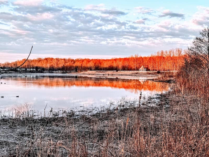 Striebel Pond north entrance - Image 1