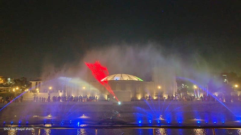 Laser show - Image 1