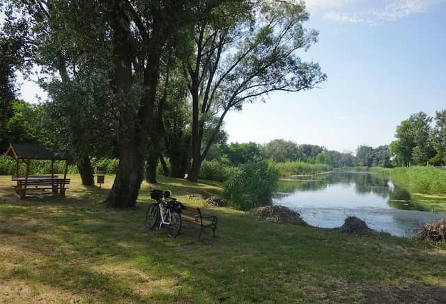 Lápi póc szobor - Image 1