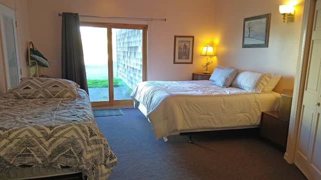 Avanti Beach House - Image 2