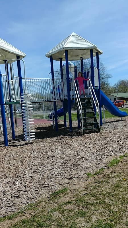 Roberts Park - Image 1
