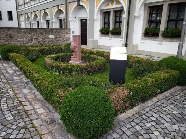 Milník - Image 1