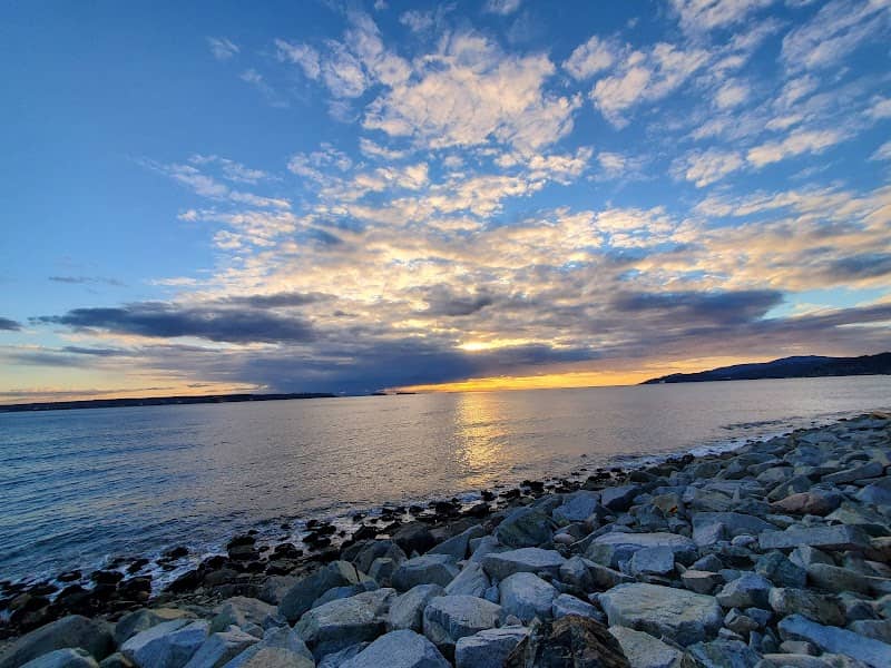 Navvy Jack Point Park - Image 1