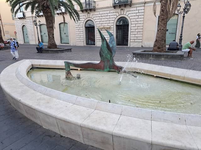 Fontana - Image 2