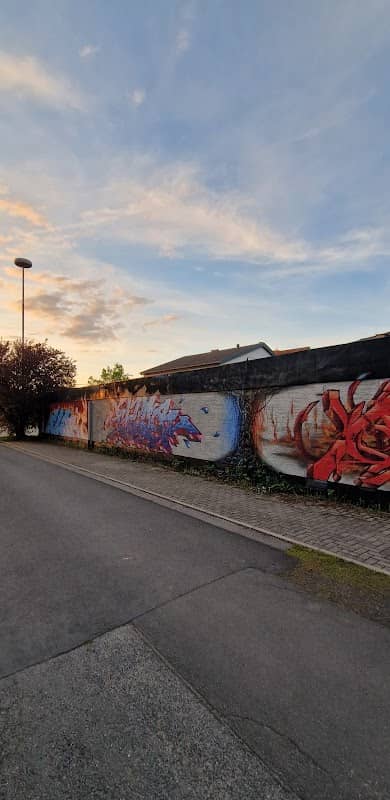 Graffiti Wand Klein-Auheim - Image 2
