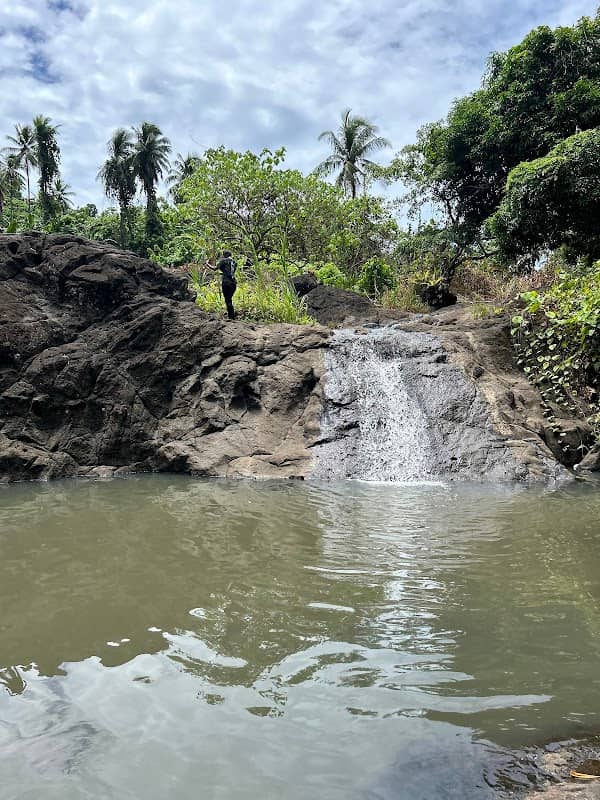 Peniesene Waterfalls - Image 1