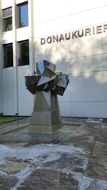Fontana Donaukurier - Image 1