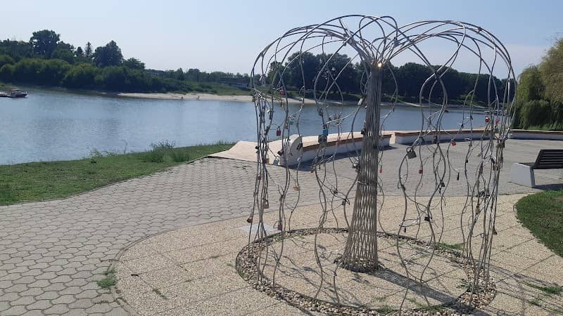 Szerelem lakatfa - Image 1