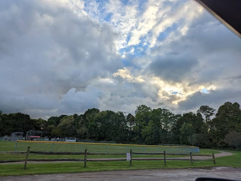 Earley's Hill Park - Image 2