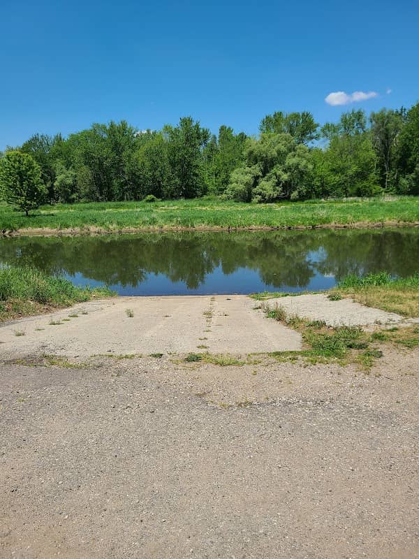 Nashville Boat launch - Image 1